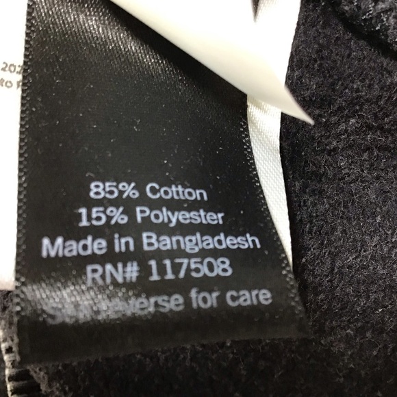 Simply Vera Vera Wang David Bowie Rebel Graphic crewneck Sweatshirt - Picture 7 of 12